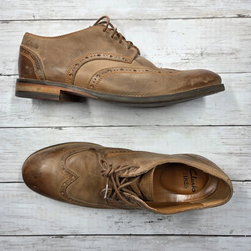 Clarks Oxford Mens 9.5M Brown 1825 Wingtip Leather Brogue Dress Shoes 26117716